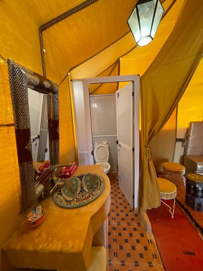 Desert Experience Glamping เมอร์ซูกา ภายนอก รูปภาพ