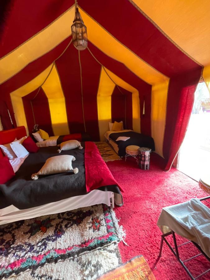 Desert Experience Glamping เมอร์ซูกา ภายนอก รูปภาพ