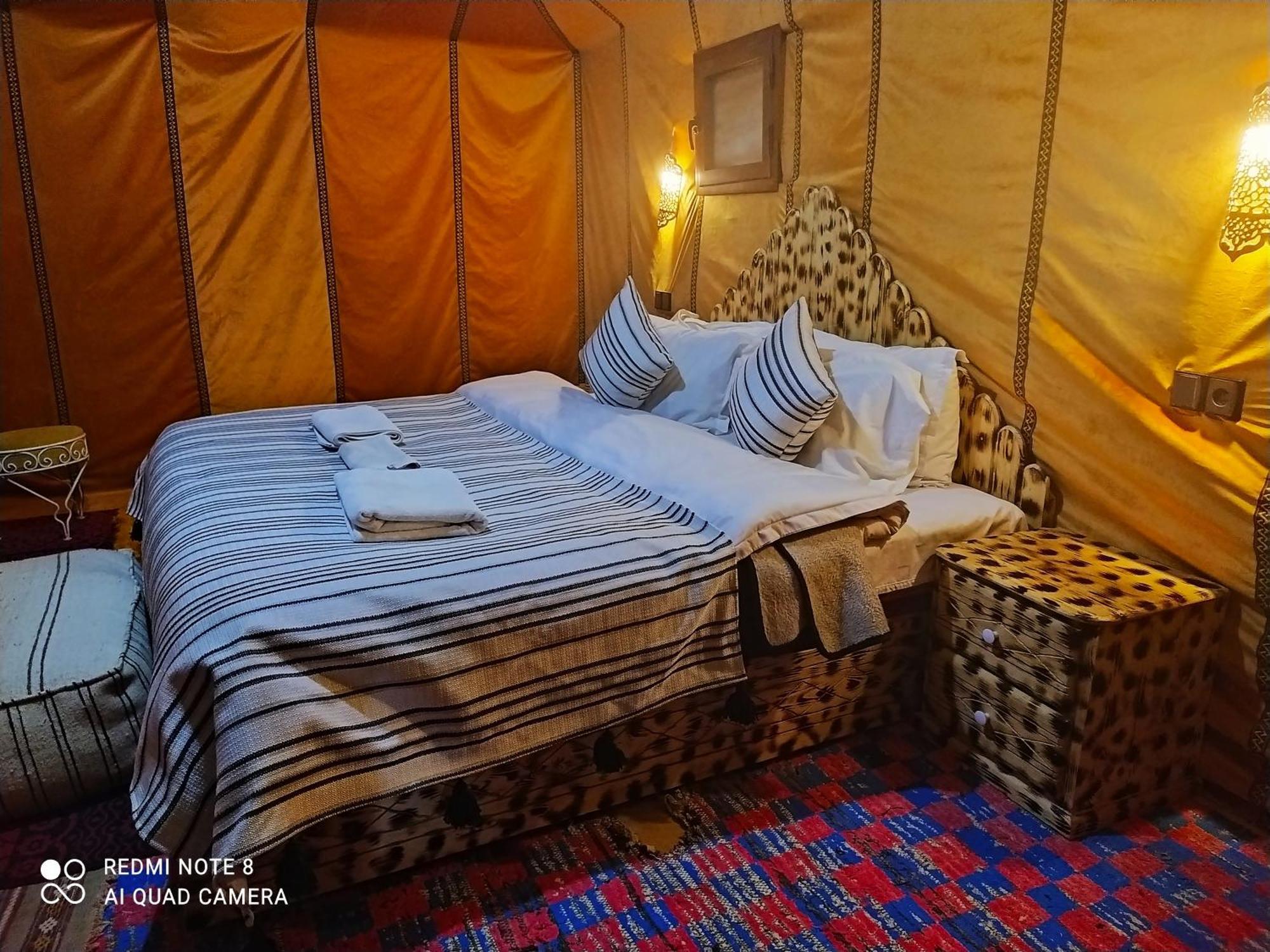 Desert Experience Glamping เมอร์ซูกา ภายนอก รูปภาพ