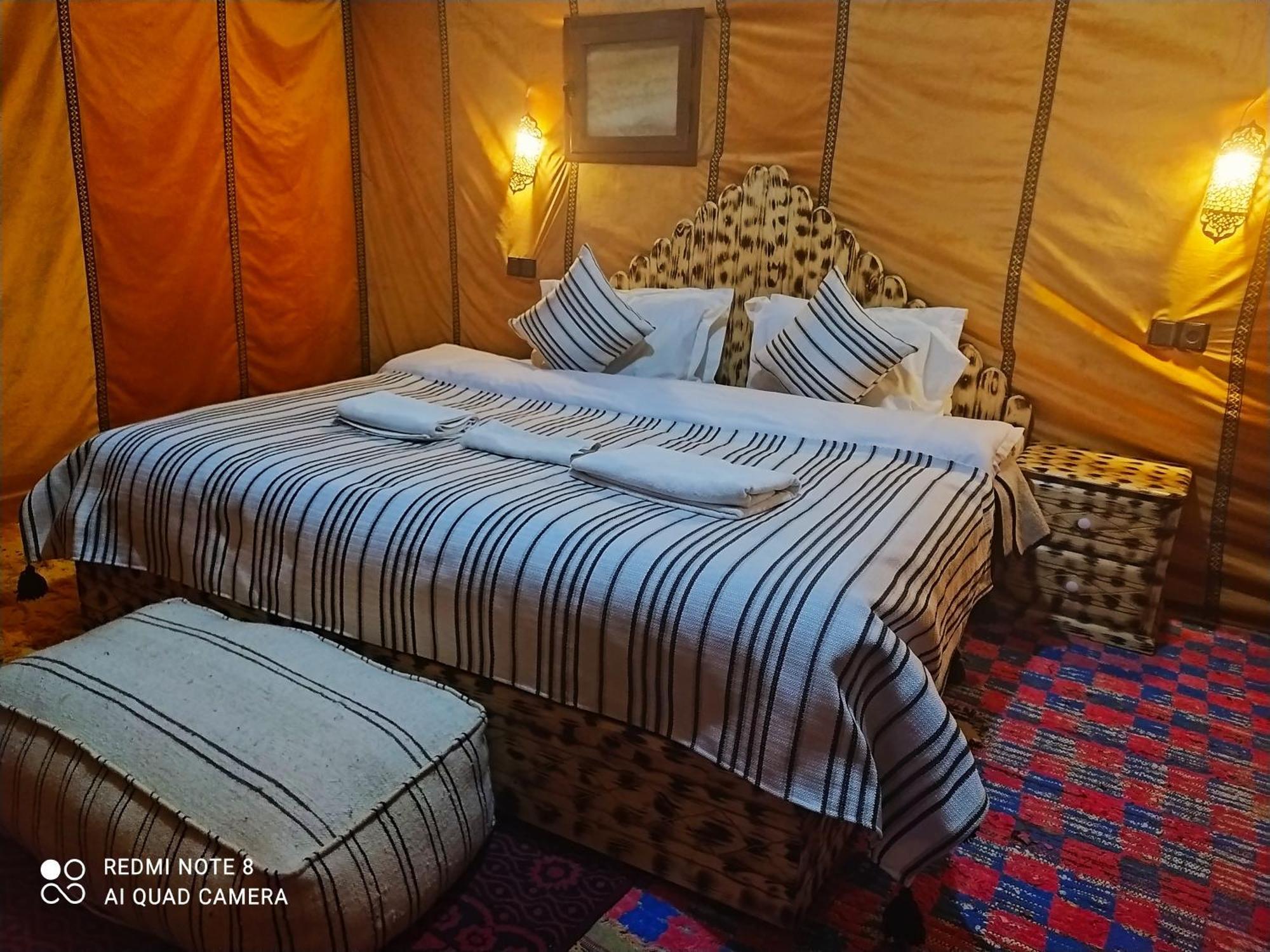 Desert Experience Glamping เมอร์ซูกา ภายนอก รูปภาพ