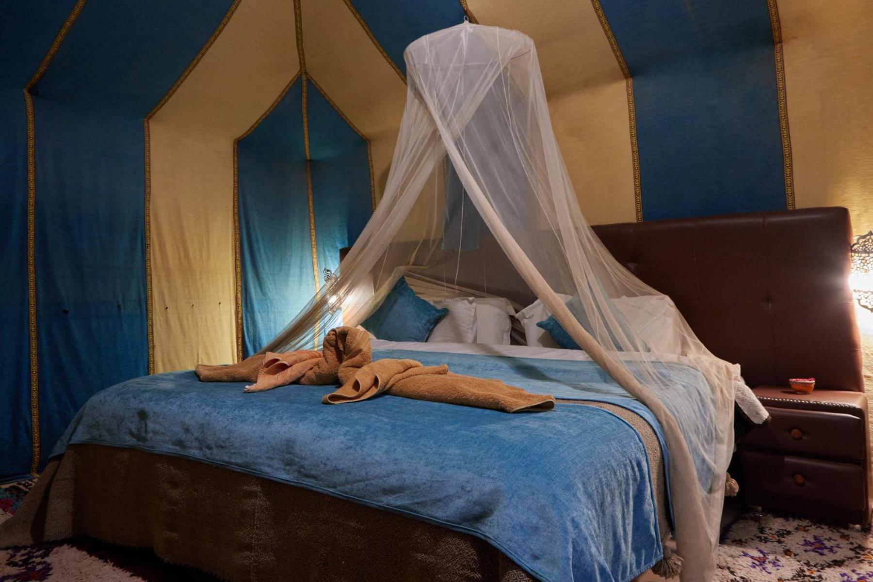 Desert Experience Glamping เมอร์ซูกา ภายนอก รูปภาพ